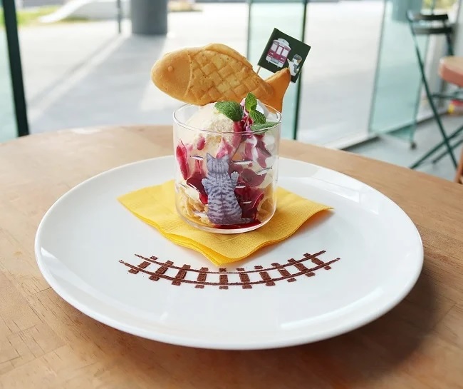 OSAKA na kitchen 阪急大阪梅田駅３F改札内店